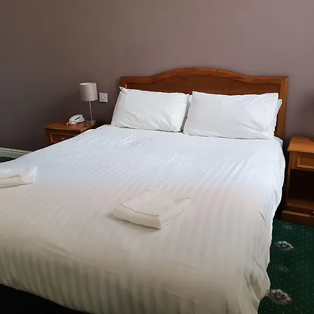 The County Hotel 3*