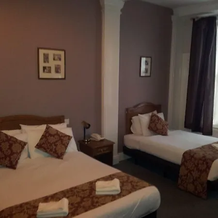 The County Карлайл