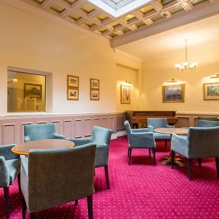 The County Hotel