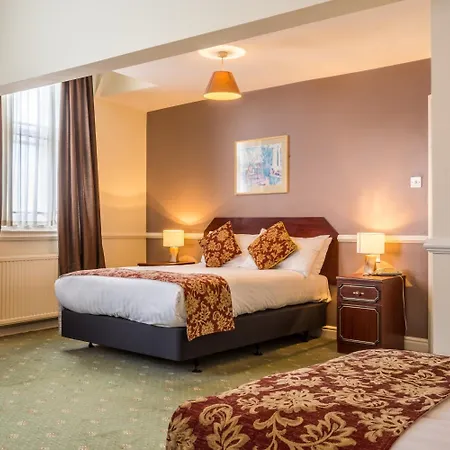 The County Карлайл