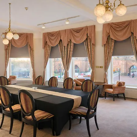 Hotel The County 3*