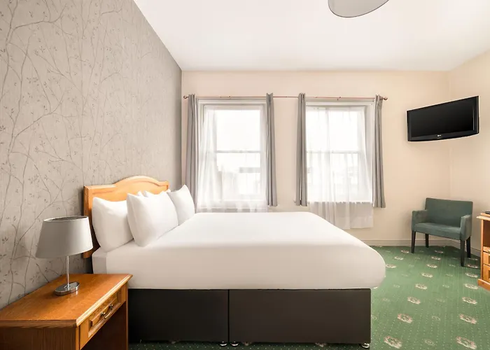 The County كارلايل