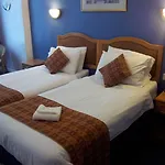 The County Hotel 3*