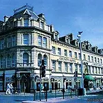 The County Hotel 3*